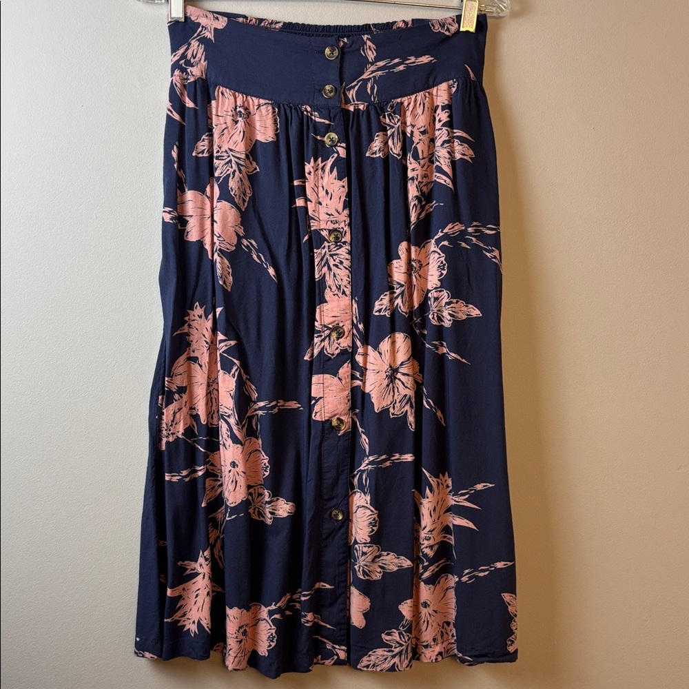 Roxy Navy and Pink Floral Skirt SIZE S